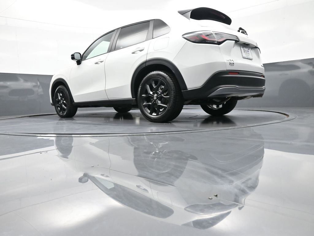 Used 2024 Honda HR-V Sport image 30