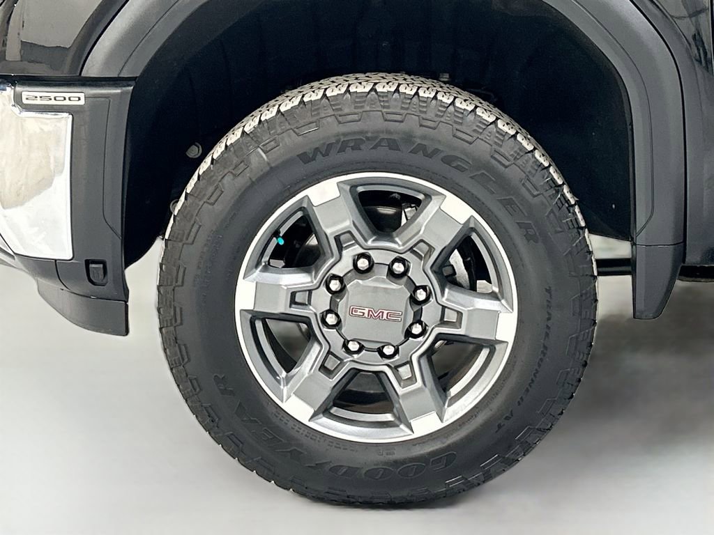 Used 2025 GMC Sierra 2500 SLT w/ SLT Premium Package image 33