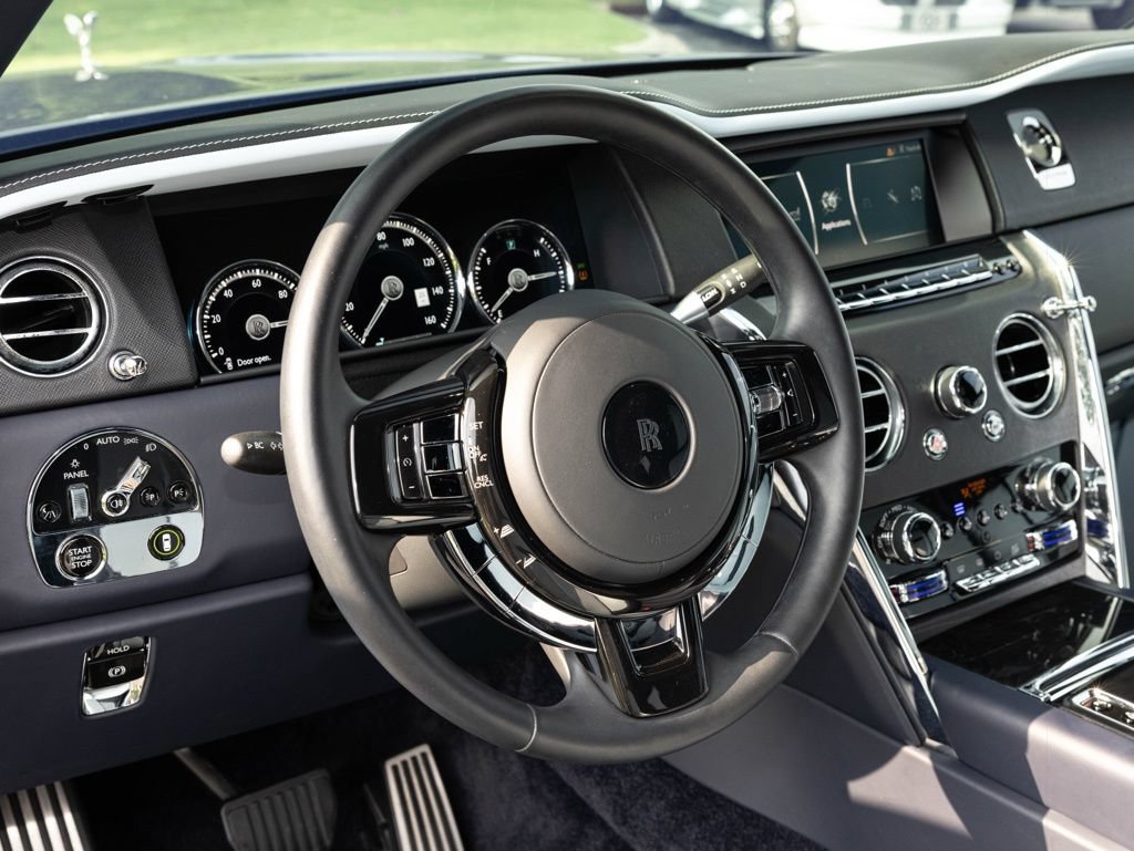 Certified 2022 Rolls-Royce Cullinan w/ Cullinan Package AWD/4WD image 28