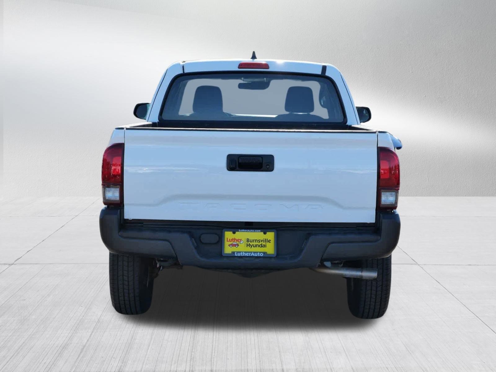 Used 2020 Toyota Tacoma SR image 6