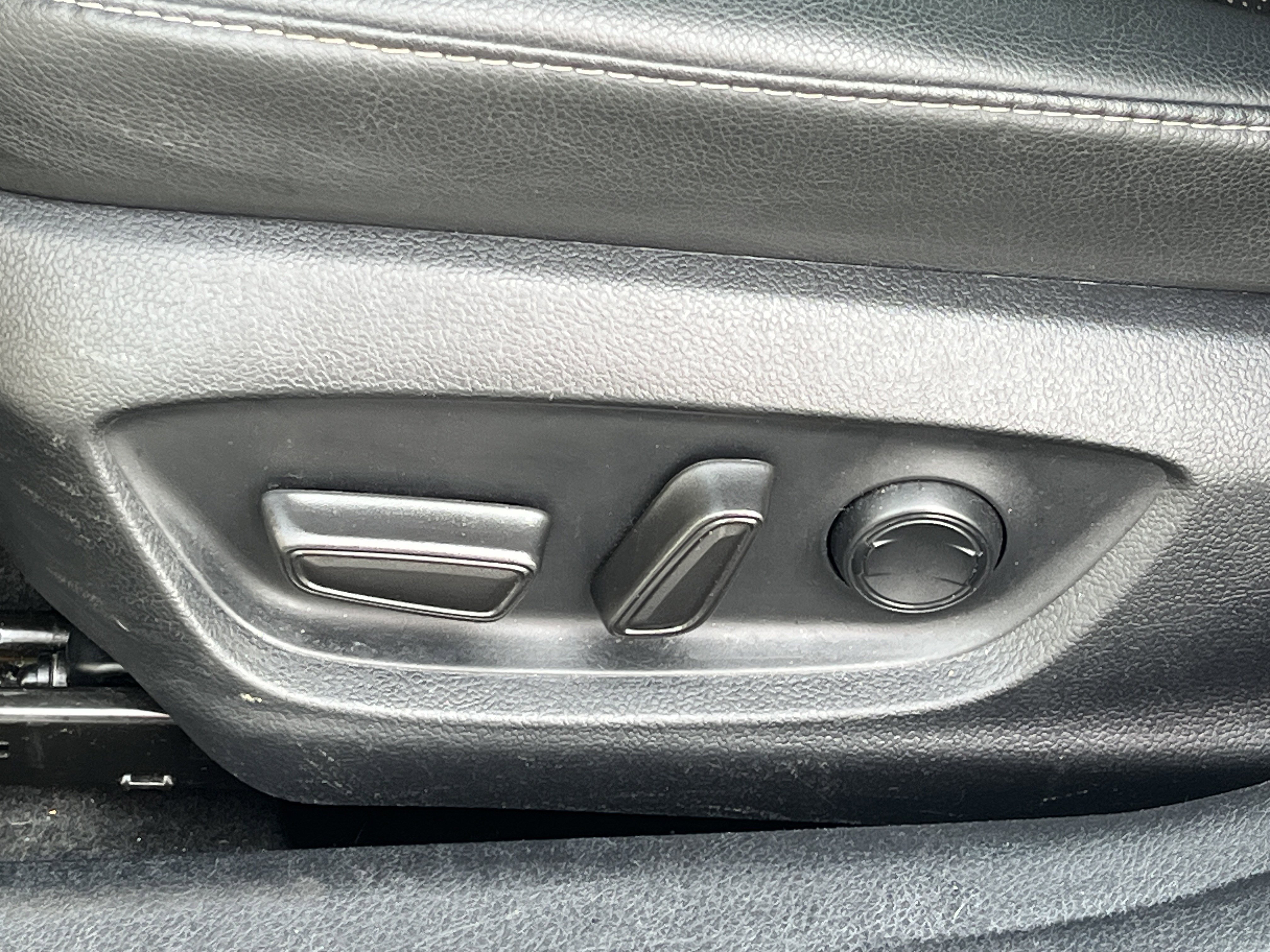 Used 2024 Toyota Camry XSE image 18