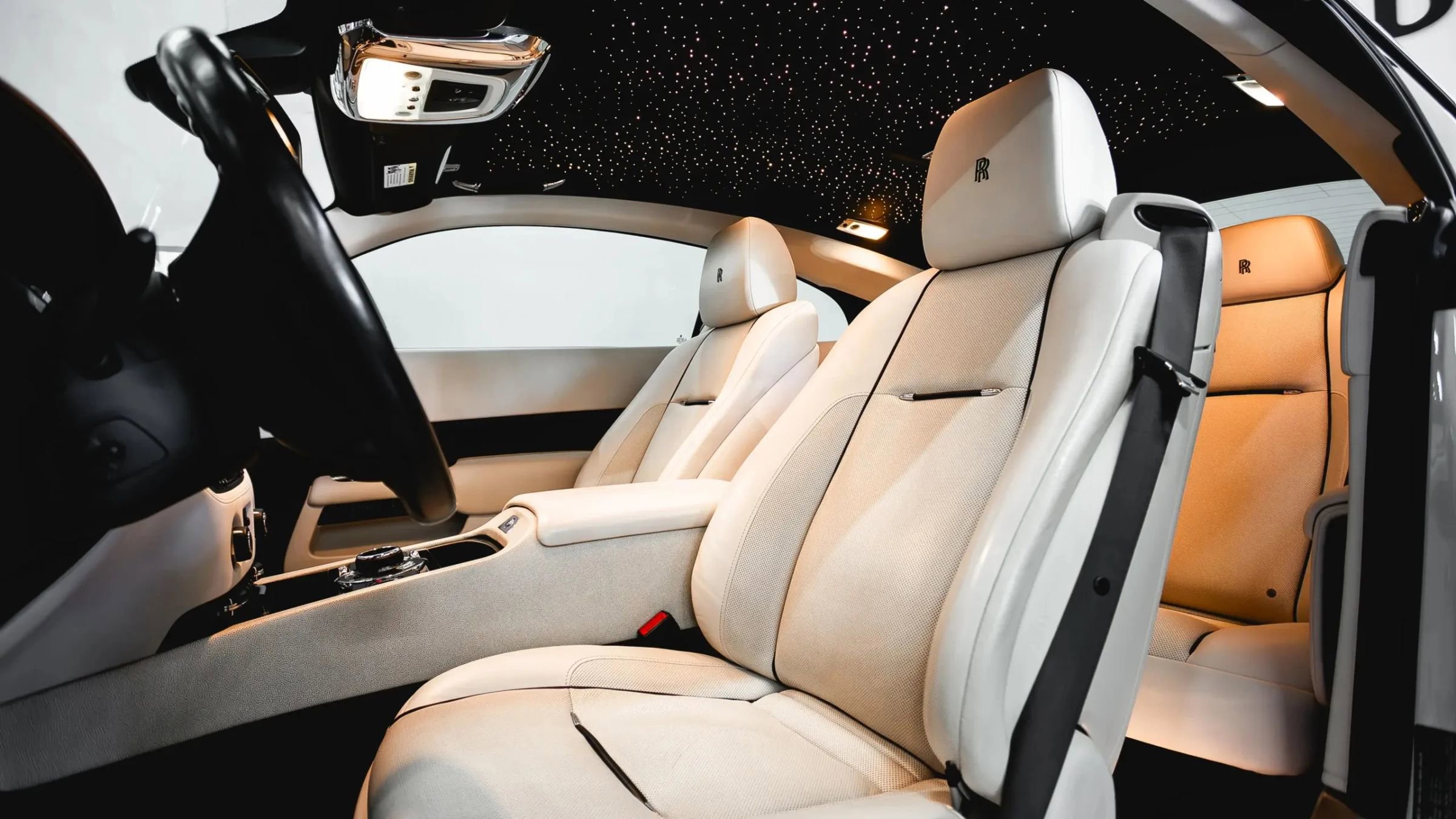 Used 2015 Rolls-Royce Wraith RWD image 21