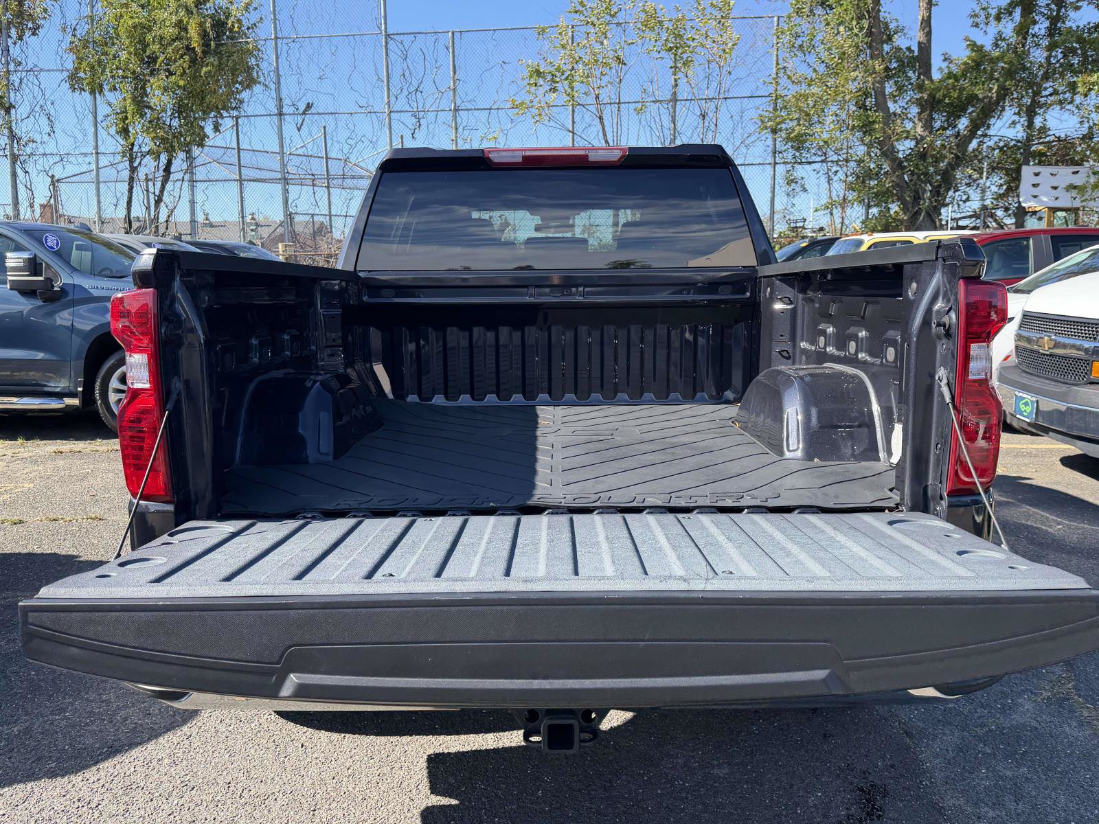 Used 2024 Chevrolet Silverado 1500 LT AWD/4WD image 8