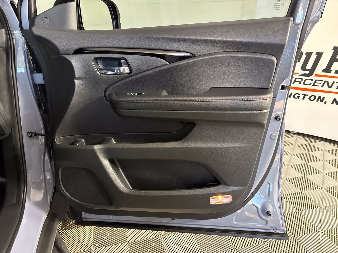 Used 2023 Honda Ridgeline Black Edition image 29