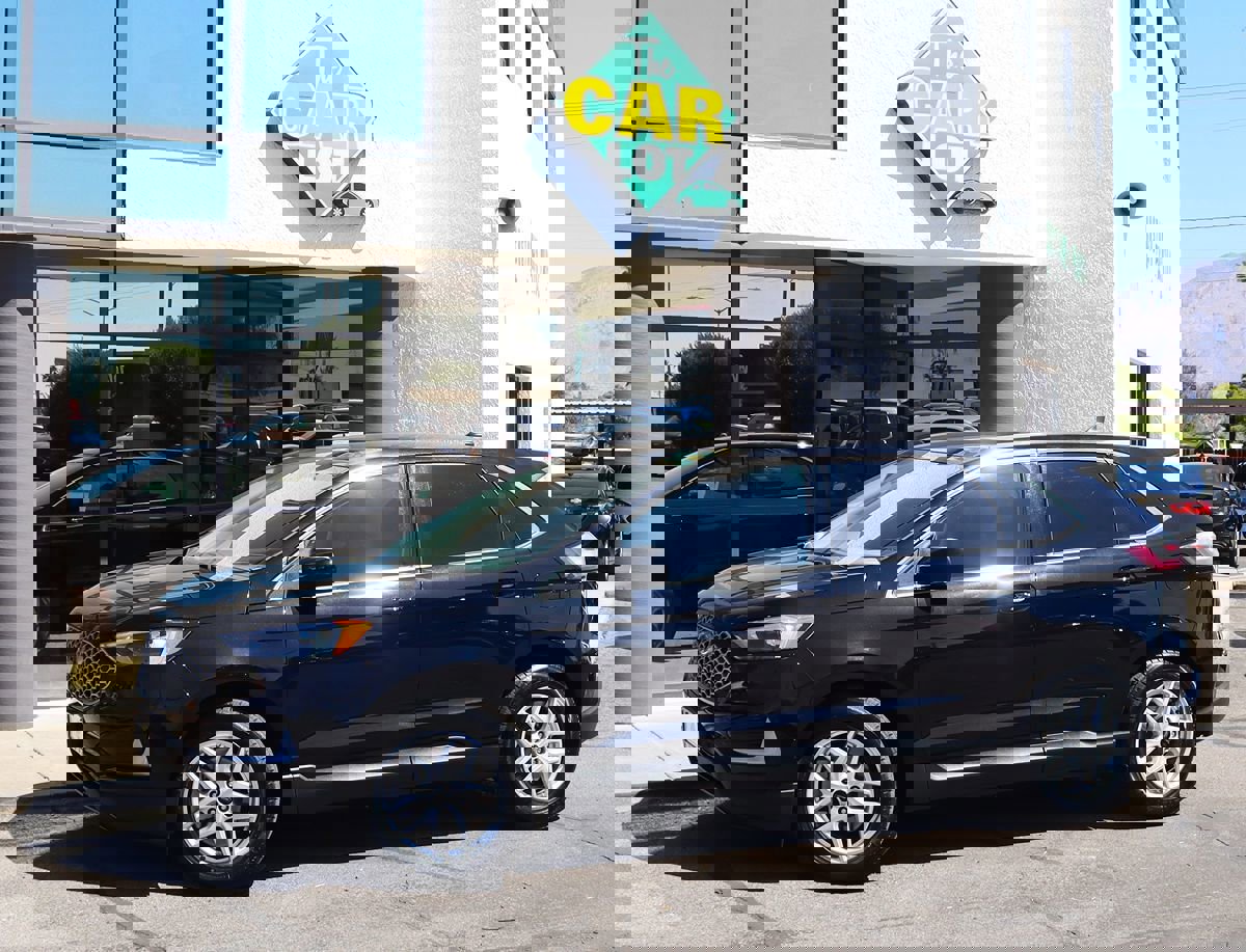 Used 2024 Ford Edge SEL image 4