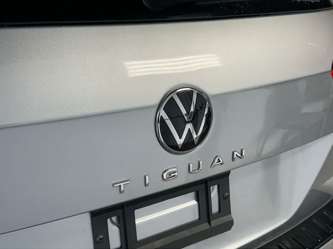 Used 2023 Volkswagen Tiguan S w/ Driver Assistance Package FWD image 10
