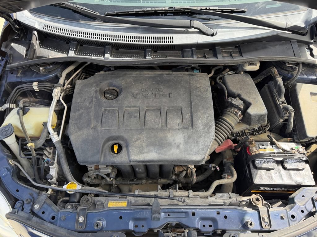 Used 2013 Toyota Corolla LE FWD image 19