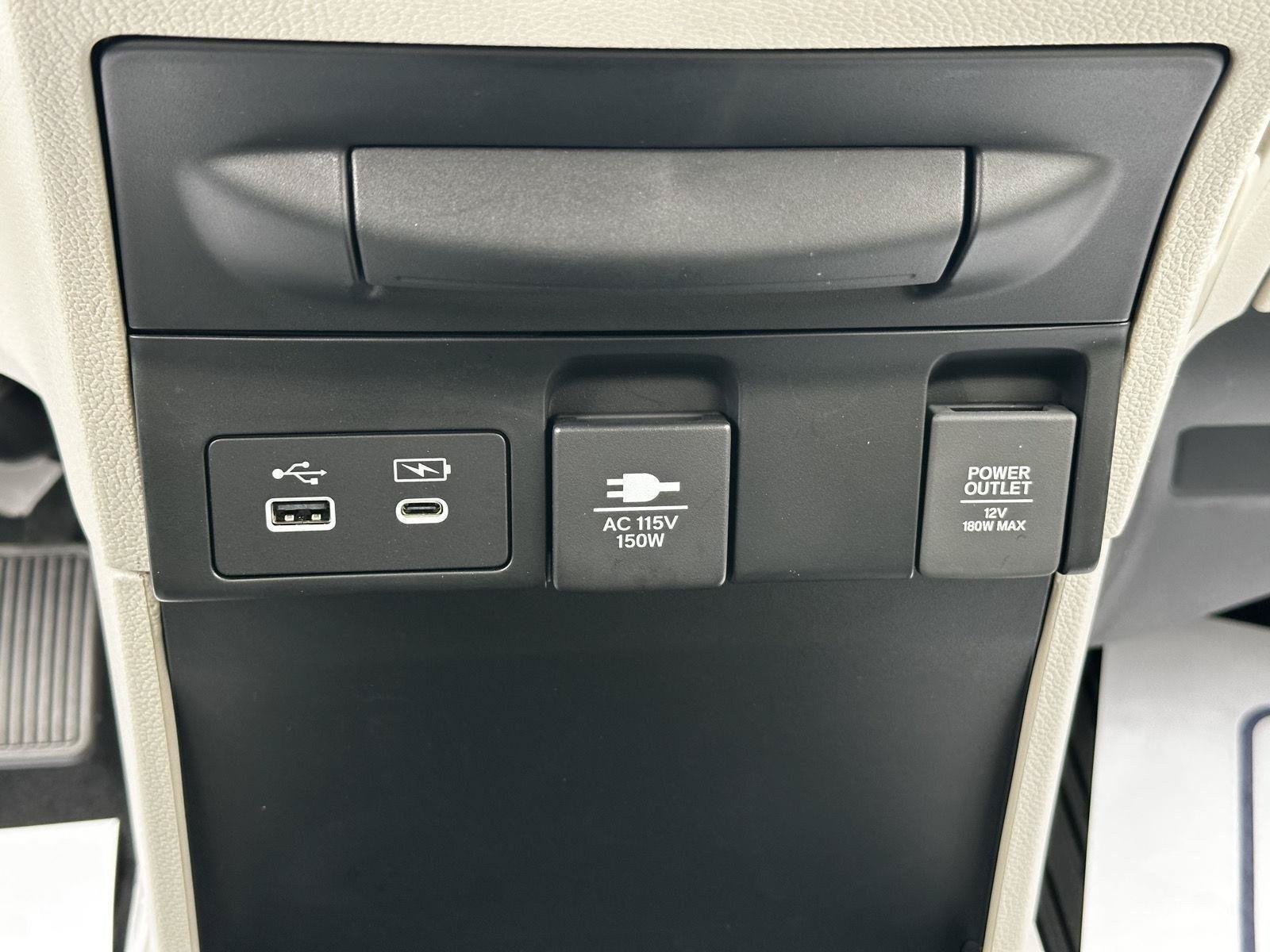 Certified 2026 Honda Odyssey Touring image 32