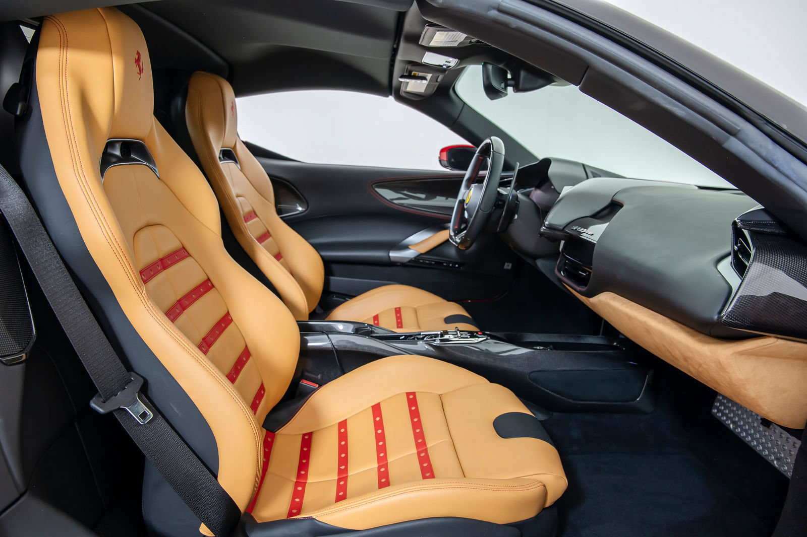 Certified 2023 Ferrari SF90 Spider AWD/4WD image 15