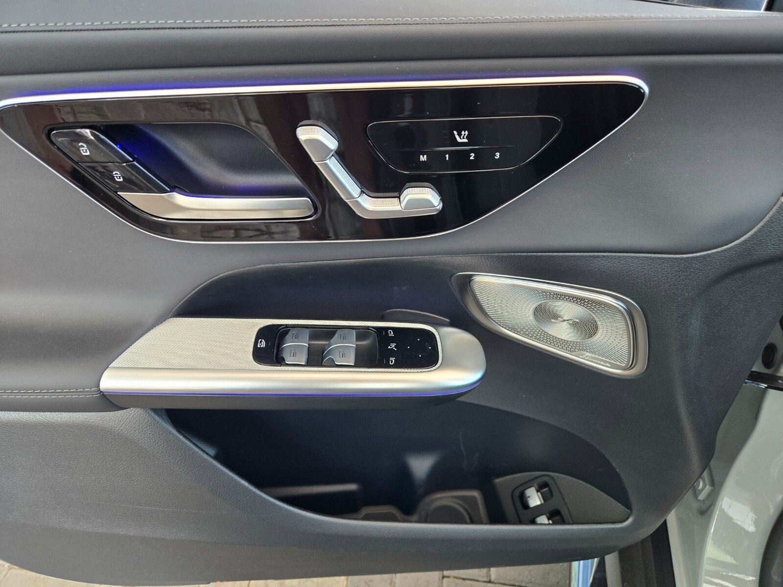 New 2025 Mercedes-Benz GLC 63 AMG S image 21