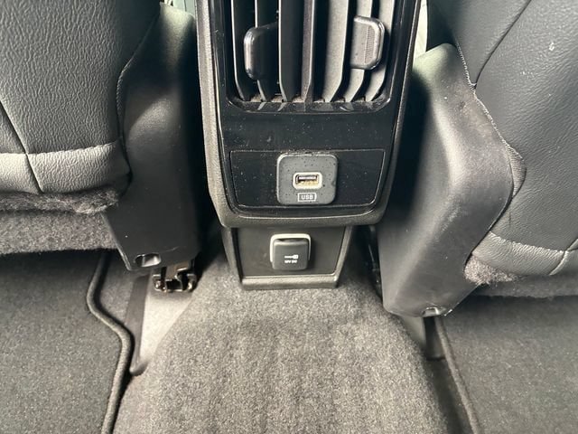 Used 2025 Jeep Compass Limited AWD/4WD image 14