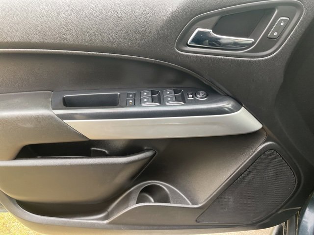 Used 2018 Chevrolet Colorado ZR2 image 18