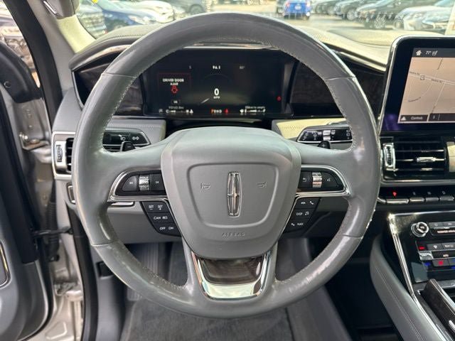 Used 2018 Lincoln Navigator L Reserve w/ Cargo Package AWD/4WD image 12