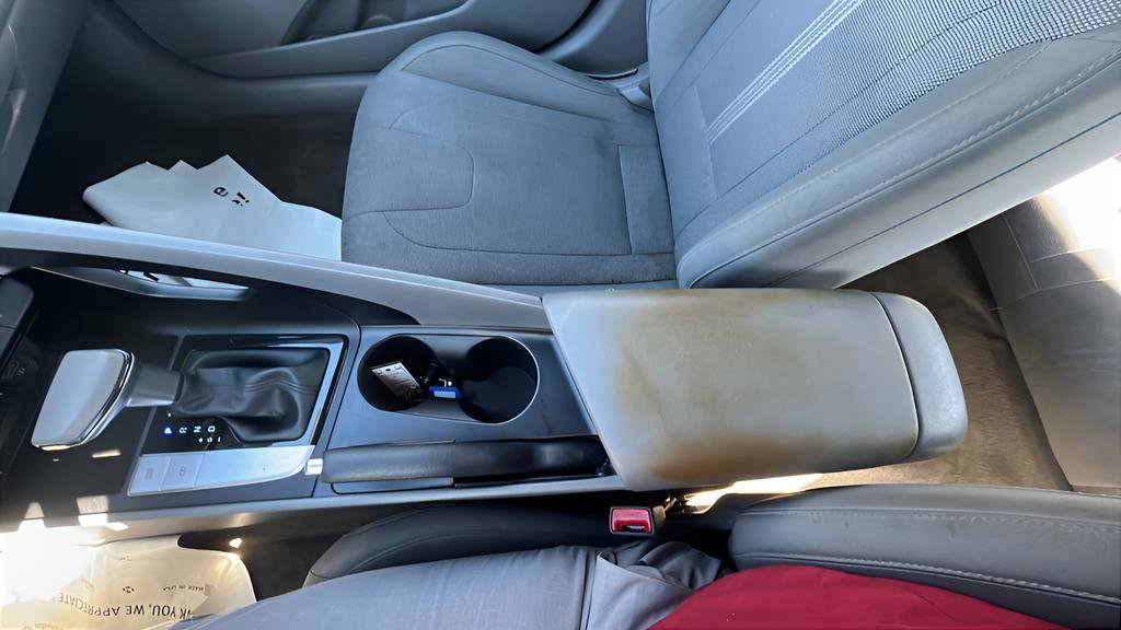 Used 2022 Hyundai Elantra SE w/ Preferred Accessory Package image 23