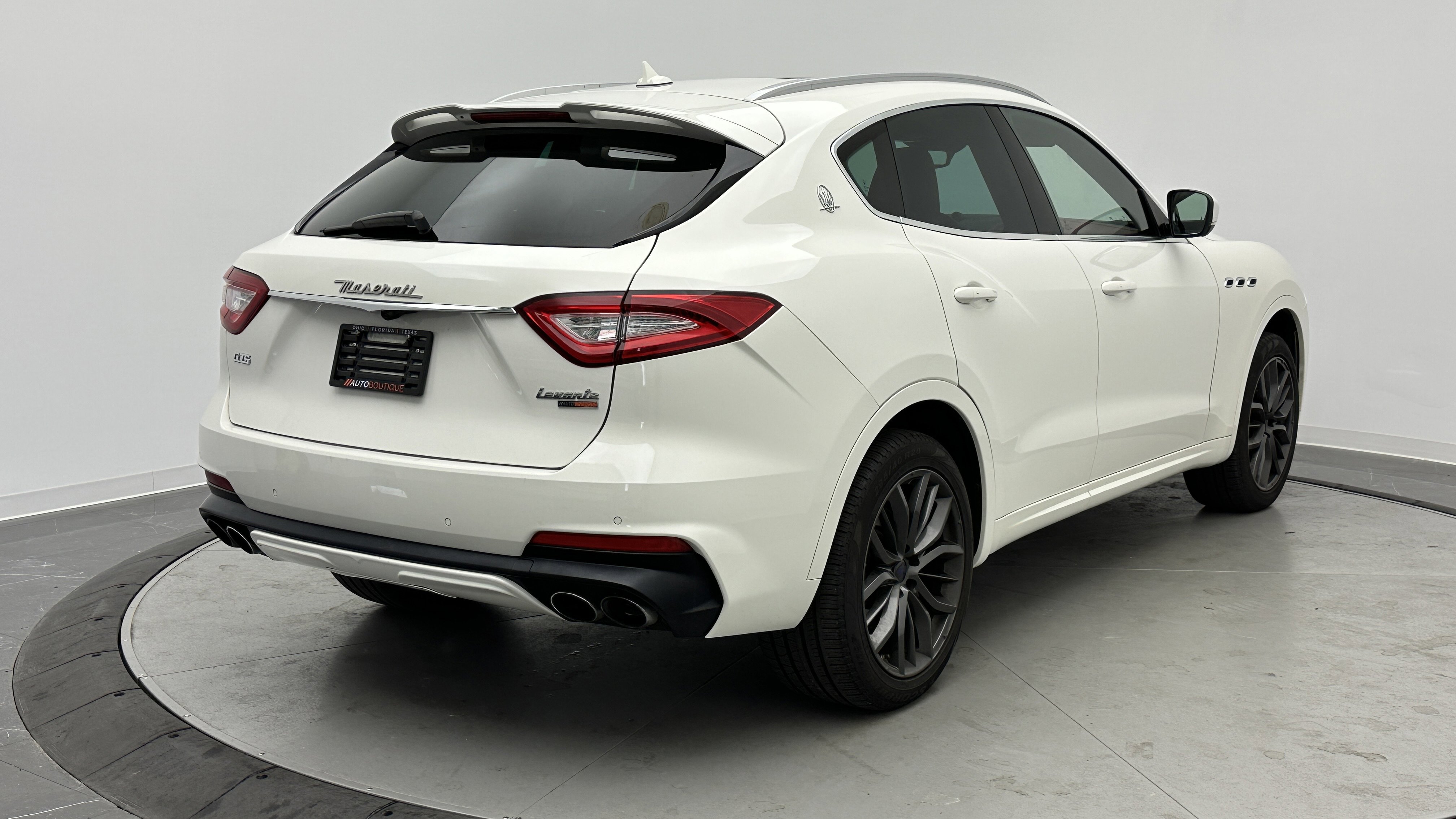 Used 2019 Maserati Levante GTS image 10