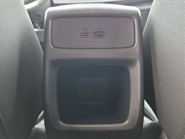 Used 2026 Chevrolet Trax LT FWD image 17