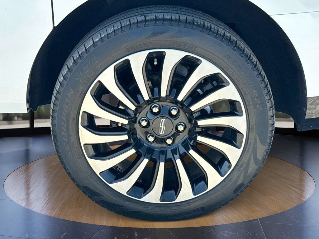 Certified 2023 Lincoln Navigator L Black Label AWD/4WD image 37