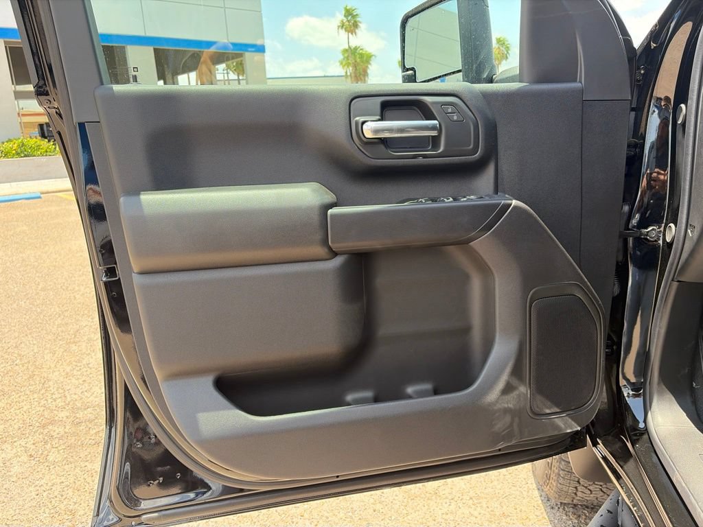 New 2026 Chevrolet Silverado 2500 Custom w/ Custom Value Package AWD/4WD image 13
