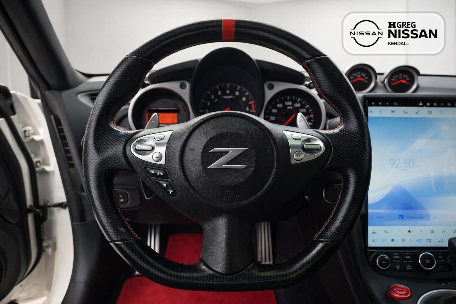 Used 2016 Nissan 370Z Touring RWD image 8