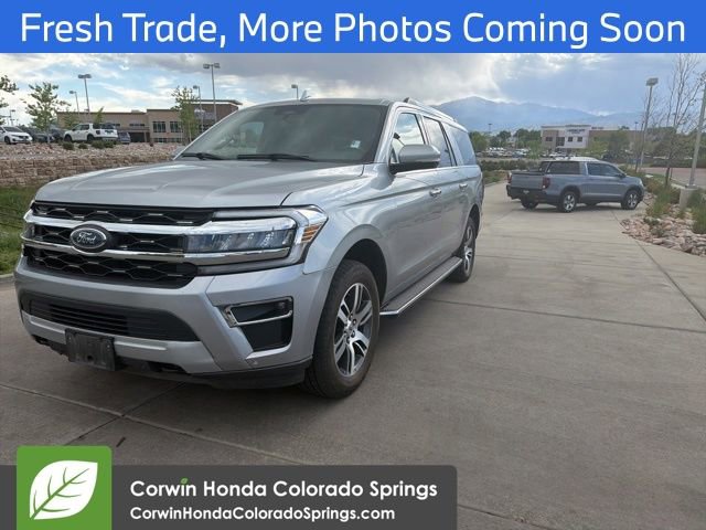 Used 2023 Ford Expedition Max Limited AWD/4WD image 3