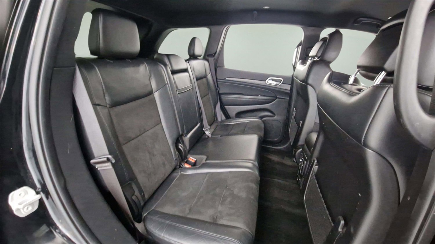 Used 2022 Jeep Grand Cherokee Laredo X image 9