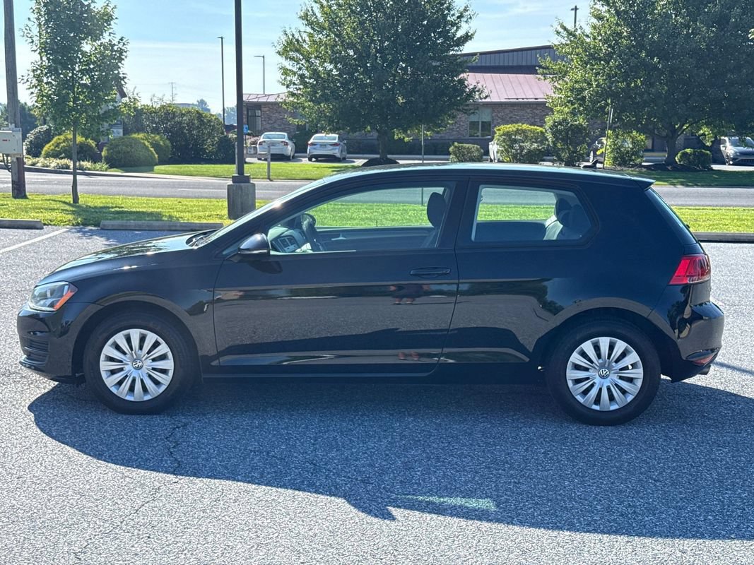 Used 2015 Volkswagen Golf Launch Edition FWD image 5