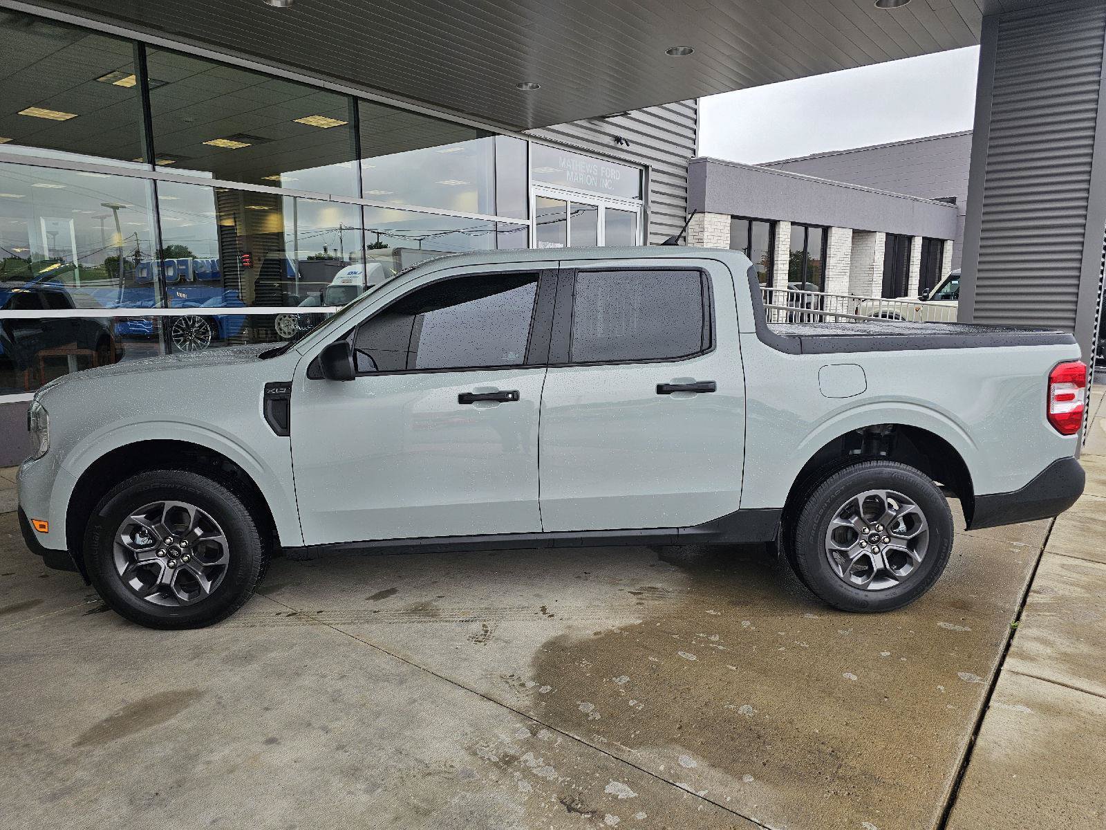 Used 2024 Ford Maverick XLT FWD image 2