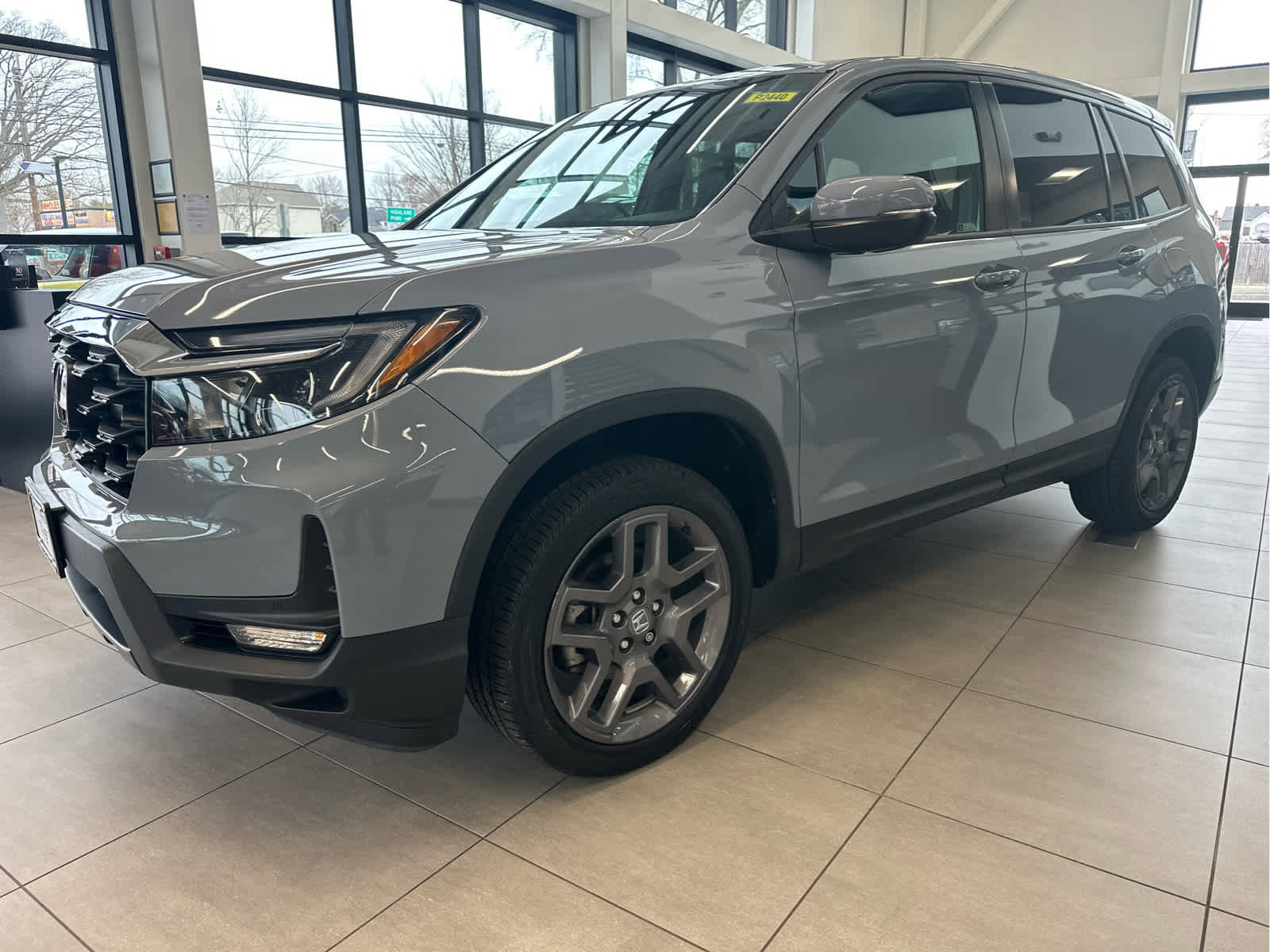 Used 2023 Honda Passport EX-L image 1