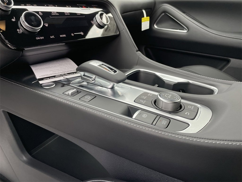 Certified 2025 INFINITI QX60 Luxe w/ Black Edition image 25