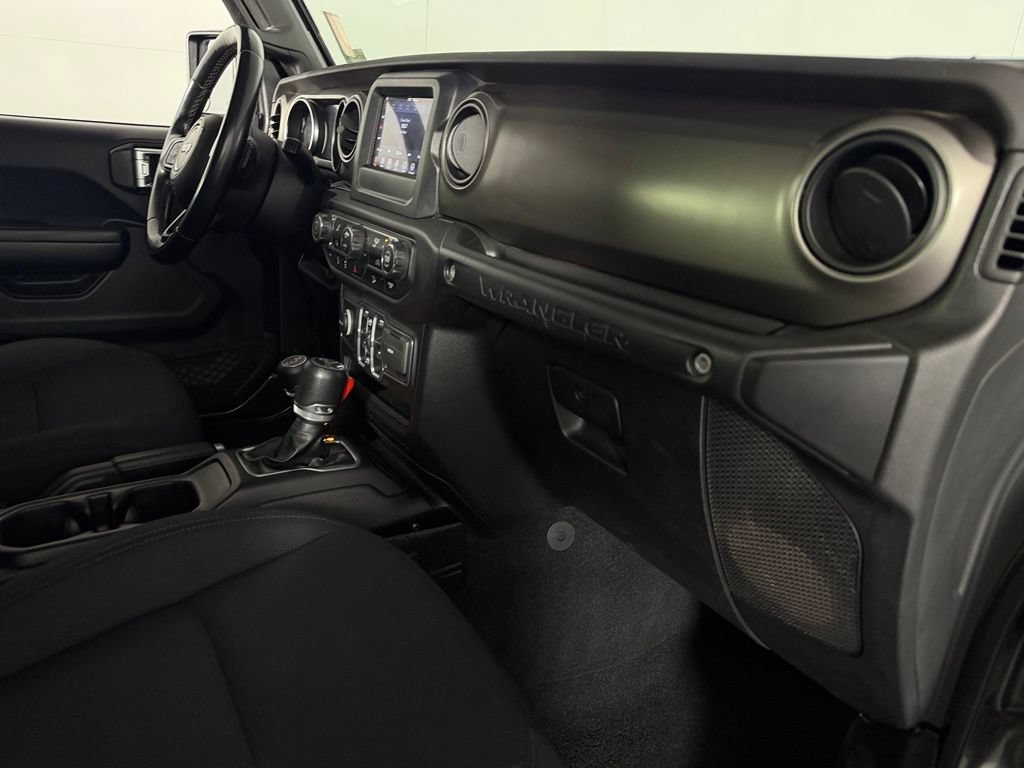 Used 2018 Jeep Wrangler Unlimited Sport S AWD/4WD image 26