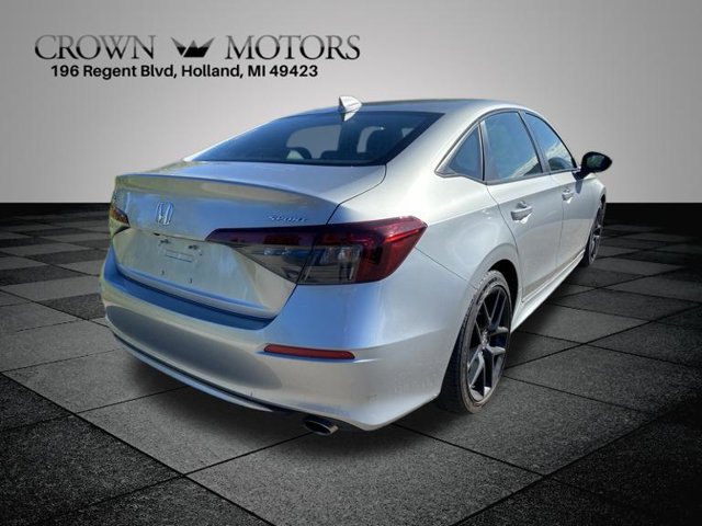 Used 2025 Honda Civic Sport image 9