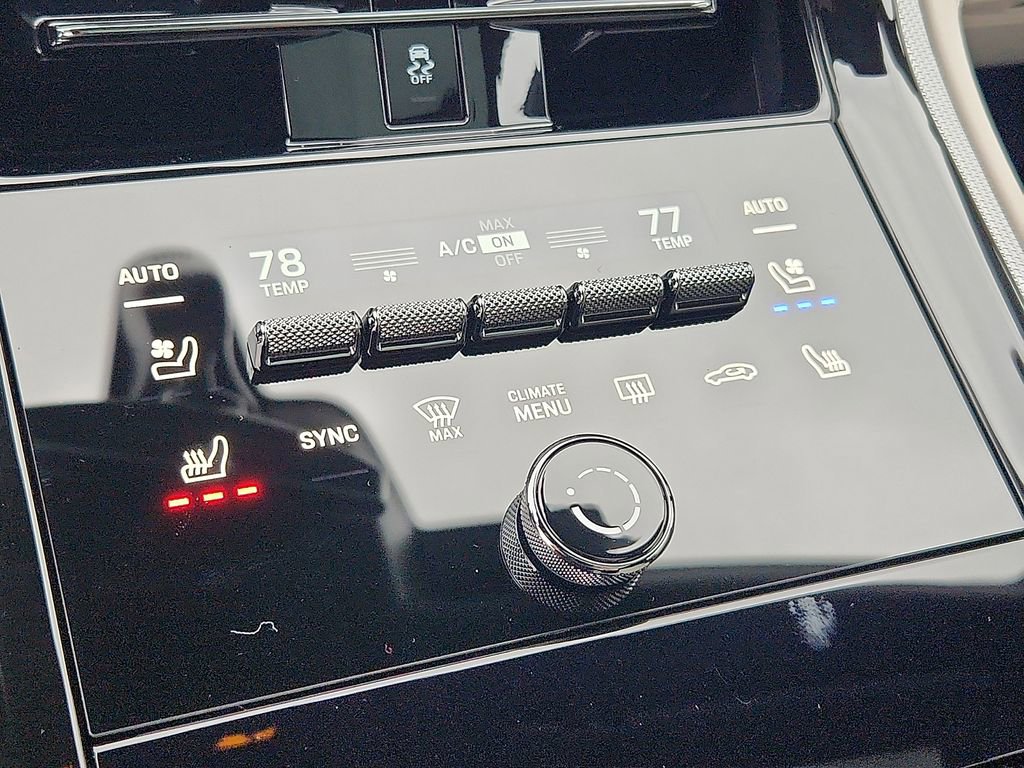 New 2026 Porsche Panamera 4 image 14