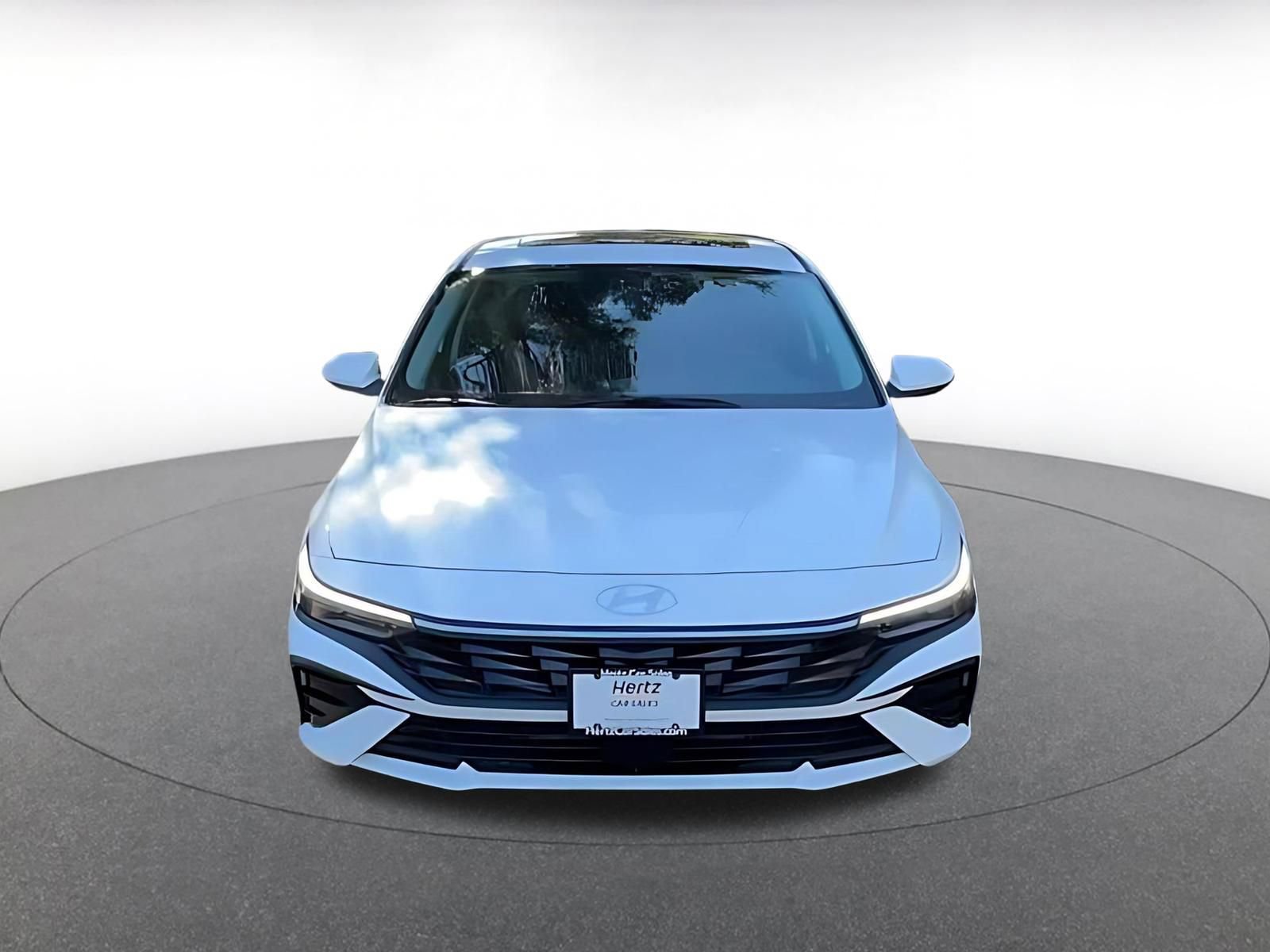 Used 2025 Hyundai Elantra SEL FWD image 4