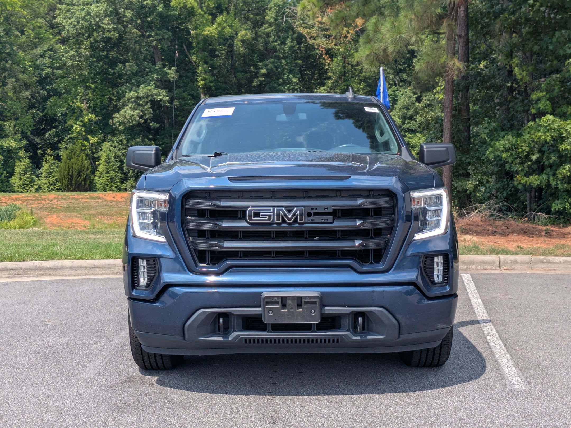 Used 2021 GMC Sierra 1500 Elevation w/ Preferred Package AWD/4WD image 7