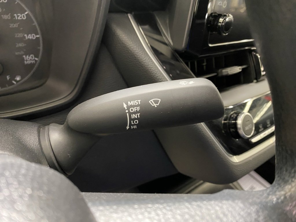 Used 2024 Toyota Corolla LE image 31
