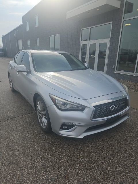 Used 2018 INFINITI Q50 Luxe image 1