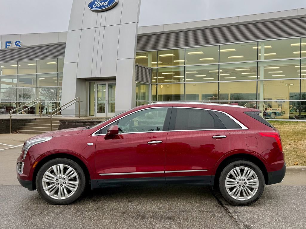 Used 2017 Cadillac XT5 Premium Luxury image 3