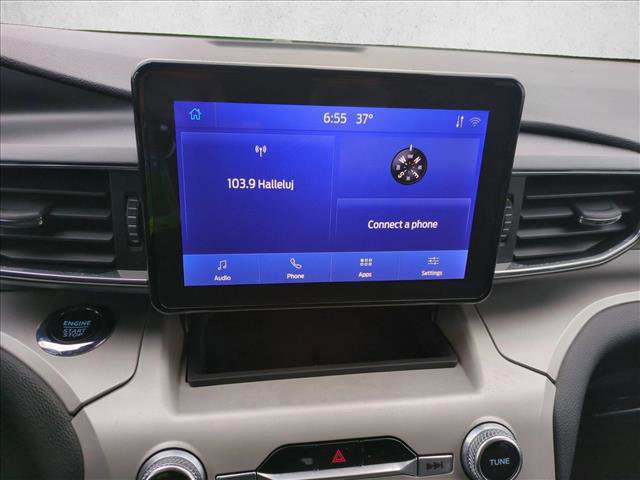 Used 2024 Ford Explorer XLT w/ Equipment Group 202A image 13