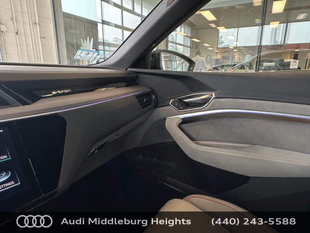 Used 2024 Audi Q8 e-tron Prestige w/ Prestige Package AWD/4WD image 37