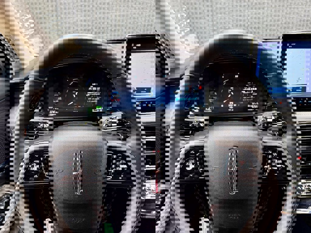 New 2025 Lincoln Corsair Grand Touring image 25