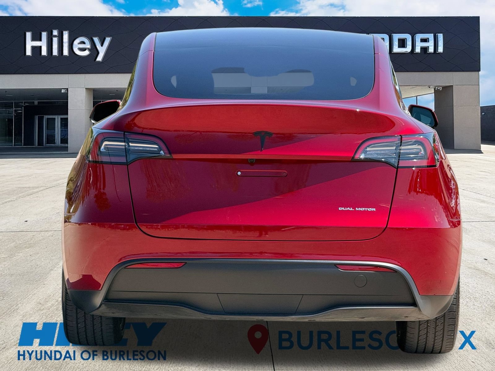 Used 2024 Tesla Model Y Long Range AWD/4WD image 5