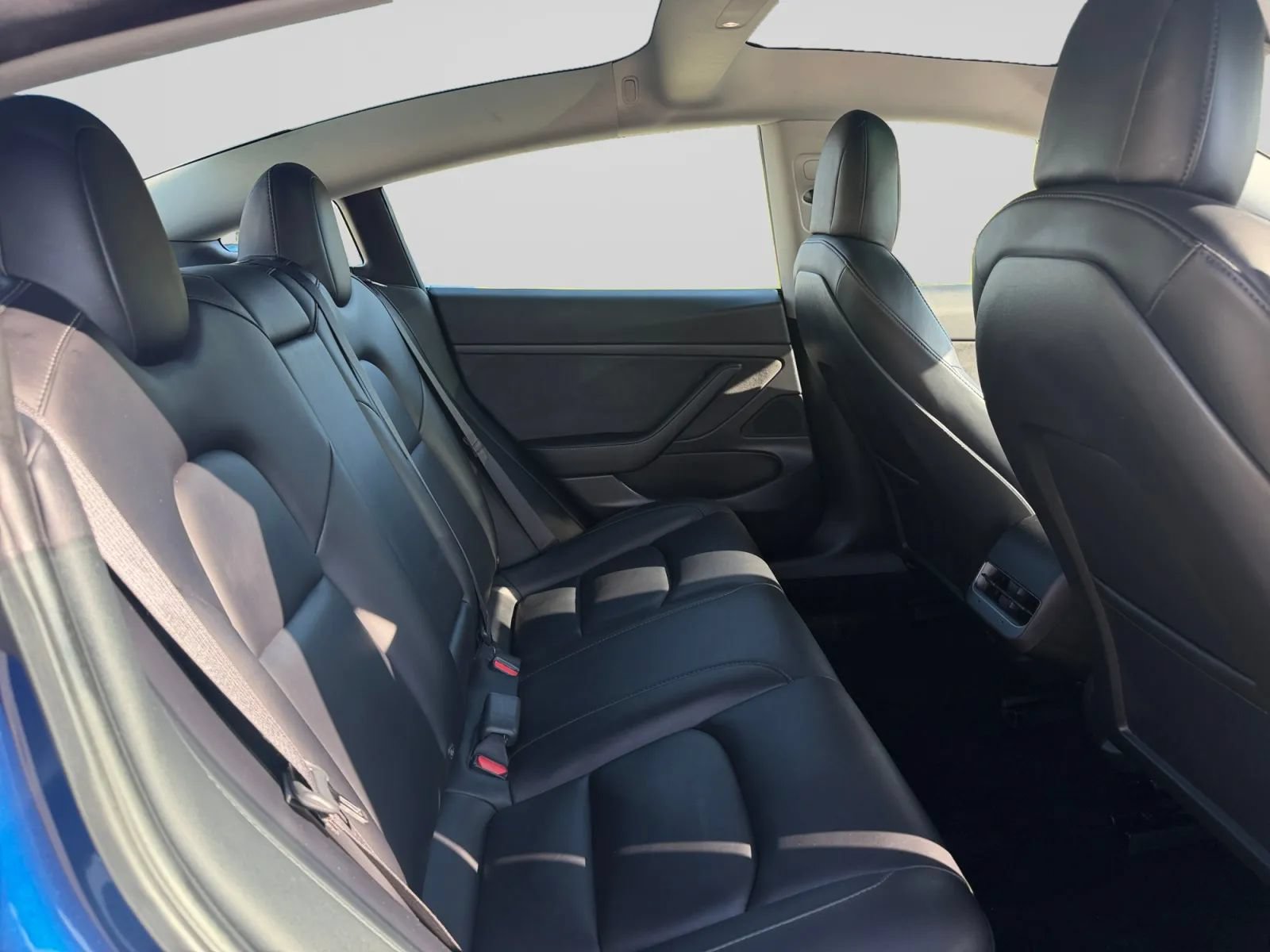 Used 2021 Tesla Model 3 Standard Range Plus RWD image 31