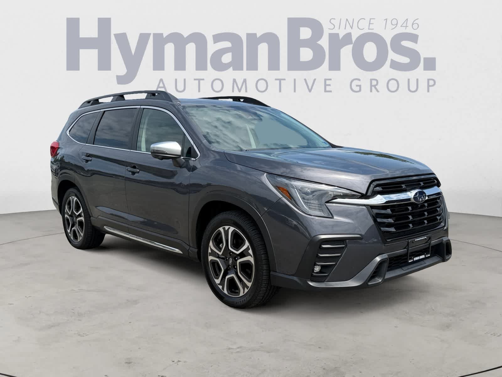 Used 2023 Subaru Ascent Limited w/ Technology Package AWD/4WD image 1