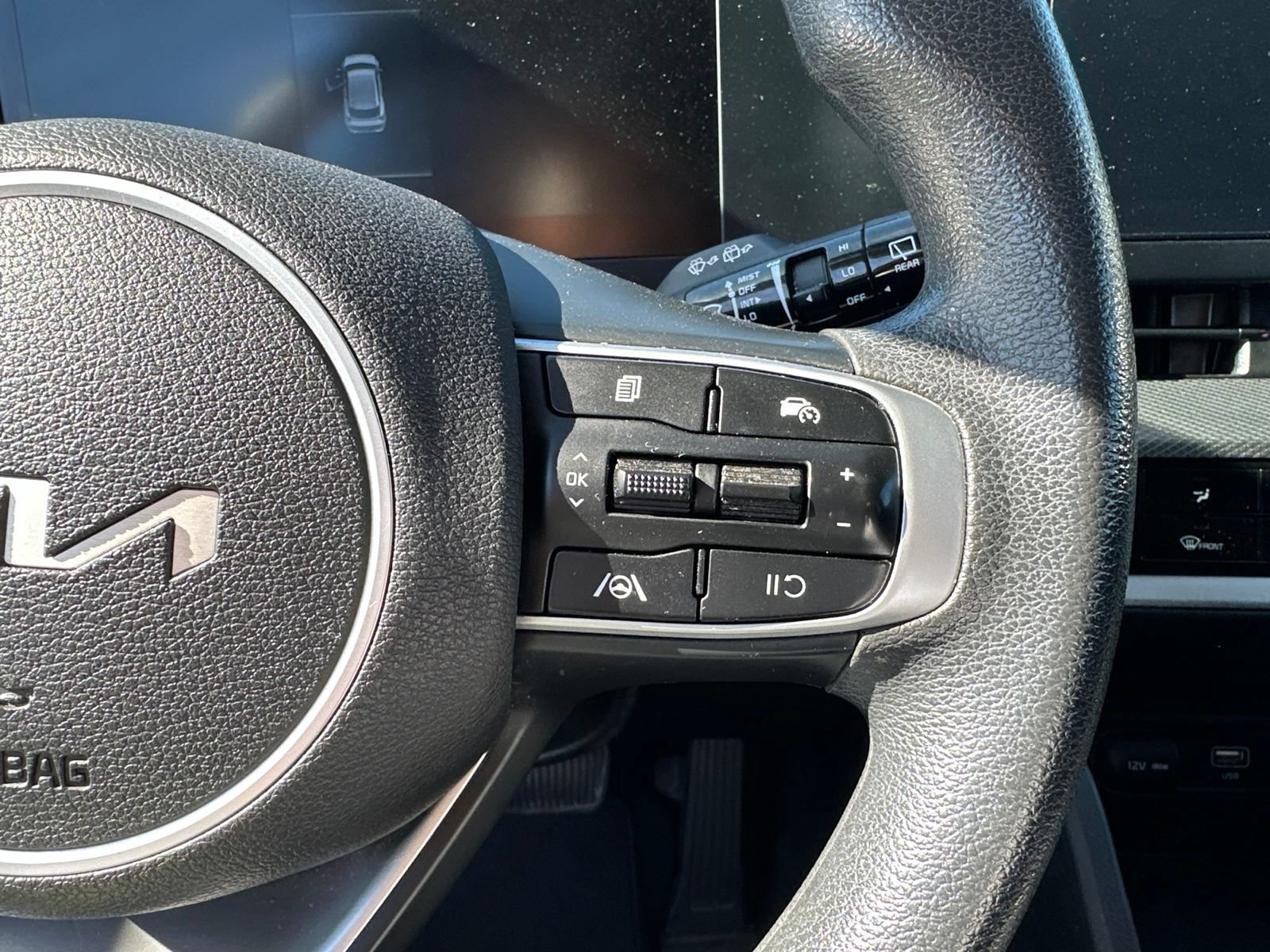 Used 2023 Kia Sportage LX FWD image 8