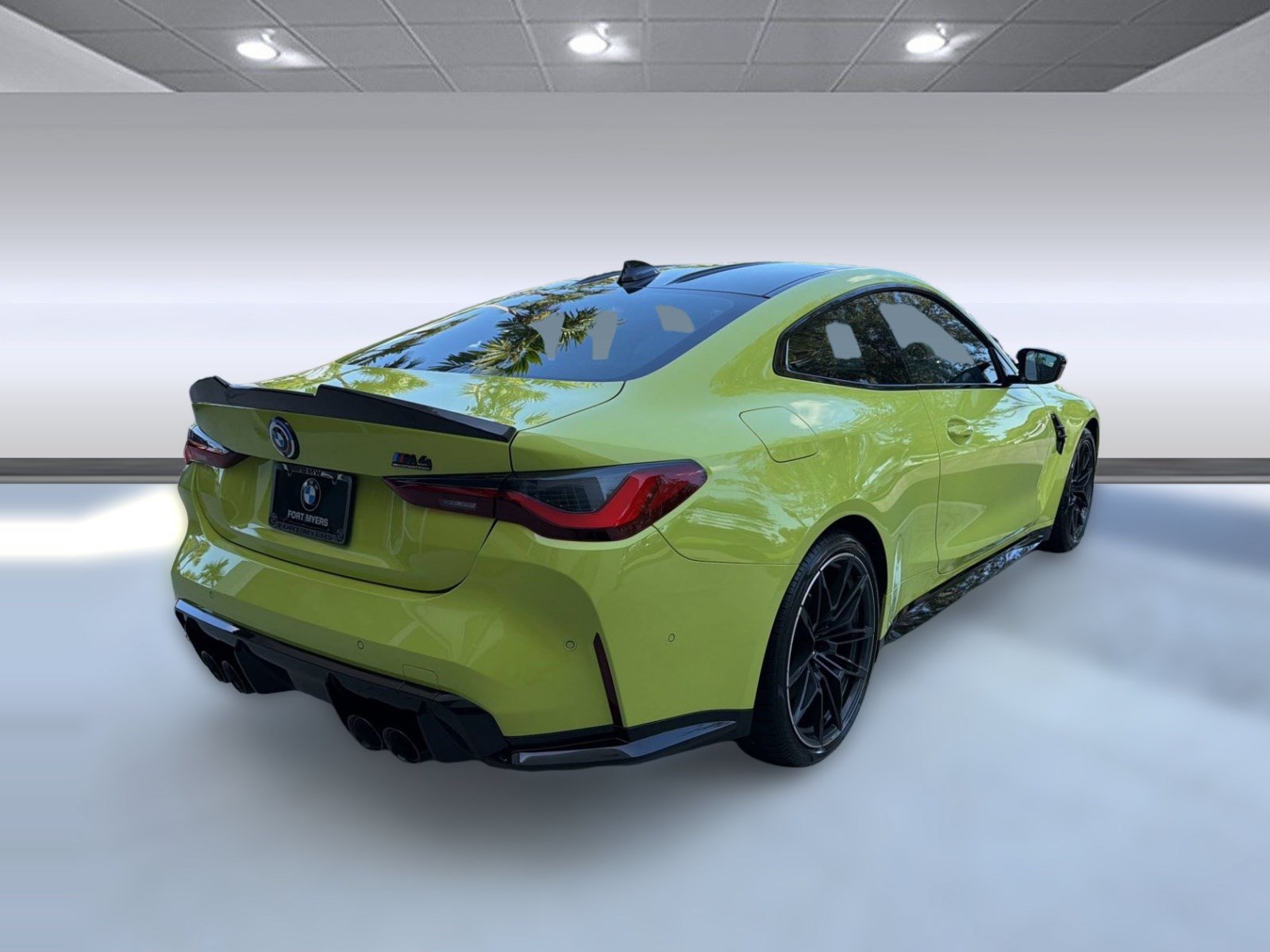 Used 2023 BMW M4 Competition w/ Executive Package RWD image 9
