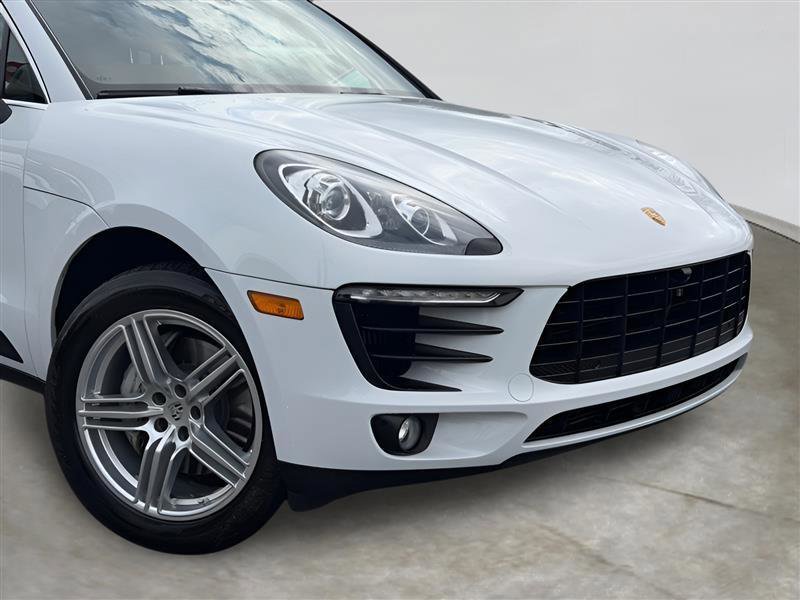 Used 2017 Porsche Macan S image 9