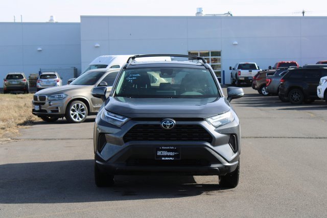 Used 2022 Toyota RAV4 XLE image 8