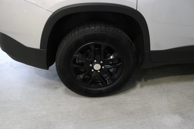 Used 2021 Chevrolet Traverse LT FWD image 36