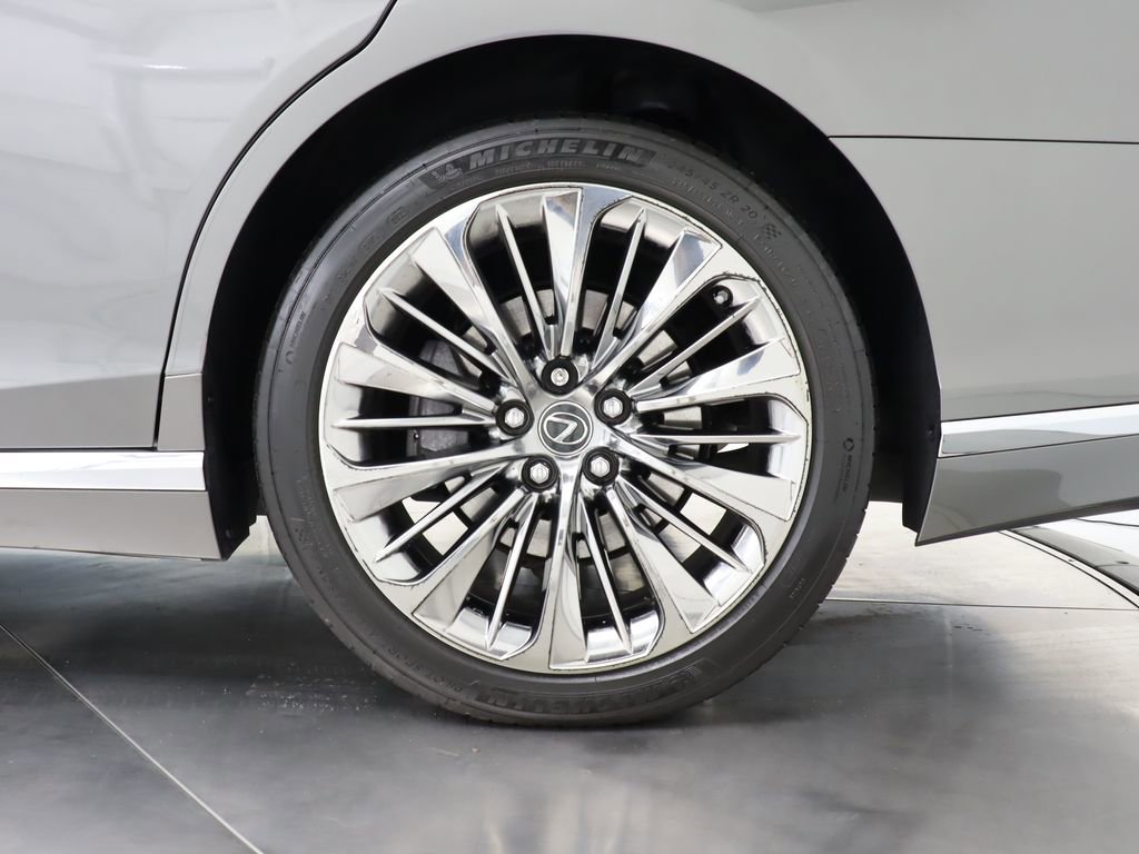 Used 2019 Lexus LS 500 w/ Interior Upgrade Package RWD image 46
