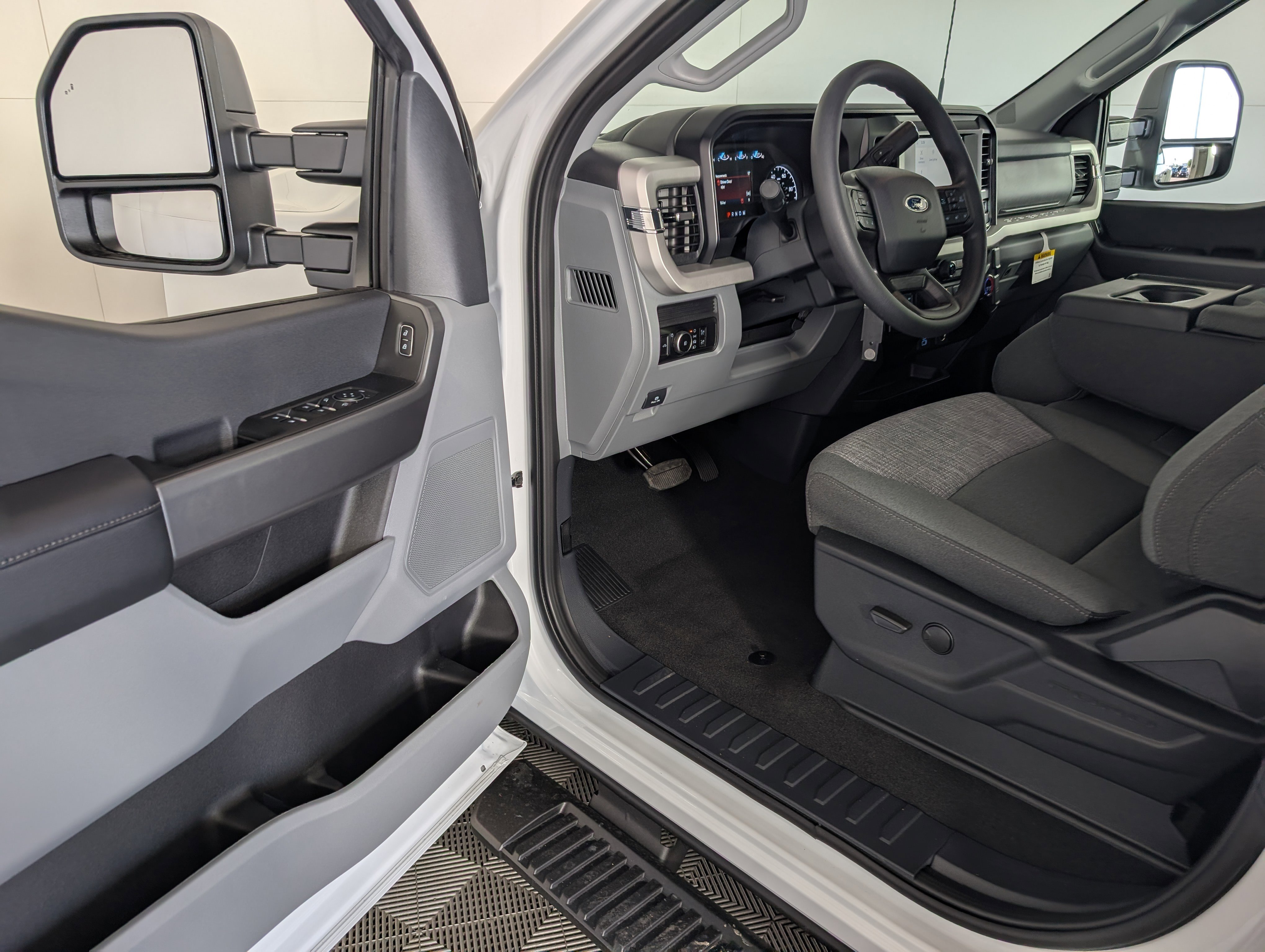 New 2026 Ford F350 XLT image 10